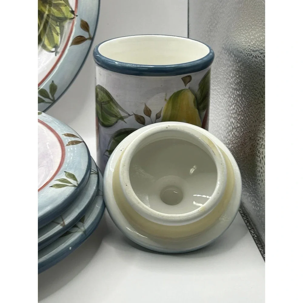 Set of 4 Black Forest Fruits Heritage Mint 10 1/2" diameter with small canister - Picture 4 of 6